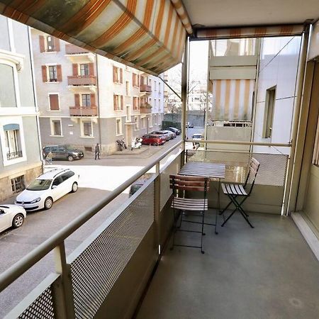 Comfortable, Very Well Located Between Train Station And Lake! Losanna Esterno foto